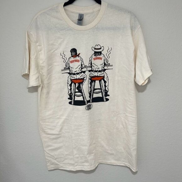 Gildan Mens Cream Cotton Brothers Osborne Live in Concert T-Shirt Size Large - Picture 1 of 7